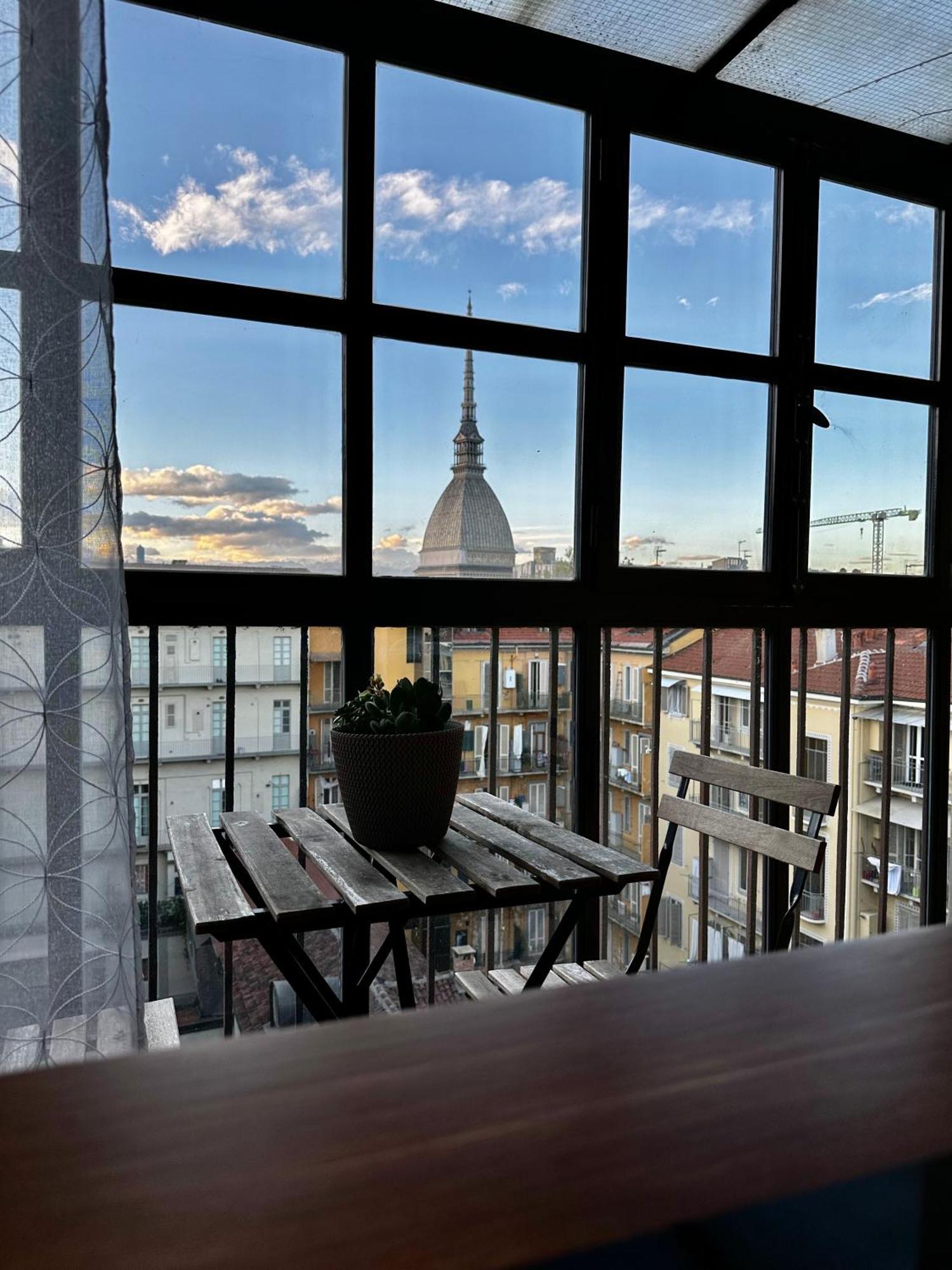 Le Finestre Sulla Mole Turim Exterior foto
