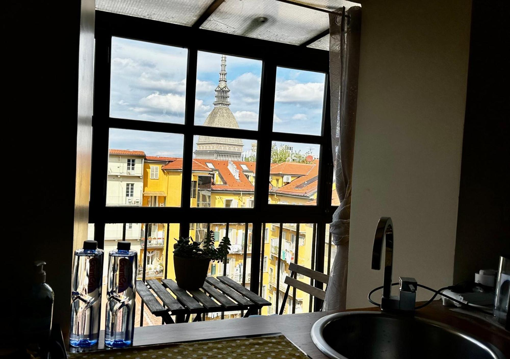 Le Finestre Sulla Mole Turim Exterior foto