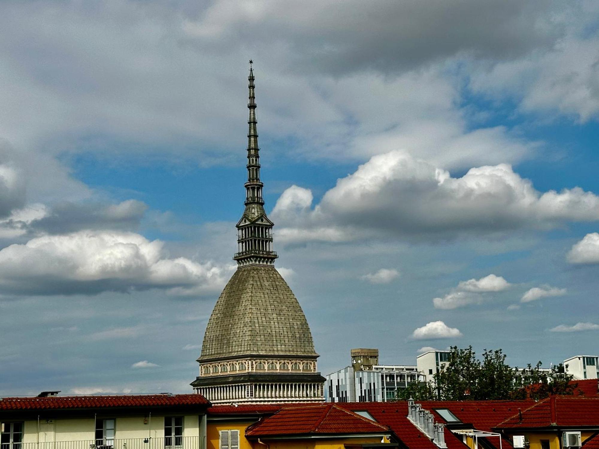 Le Finestre Sulla Mole Turim Exterior foto